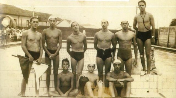 05/04/1942 - Time de Pólo Aquático do Clube de Tênis de Catanduva.